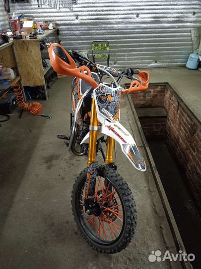 Питбайк Ssssr Atom 125