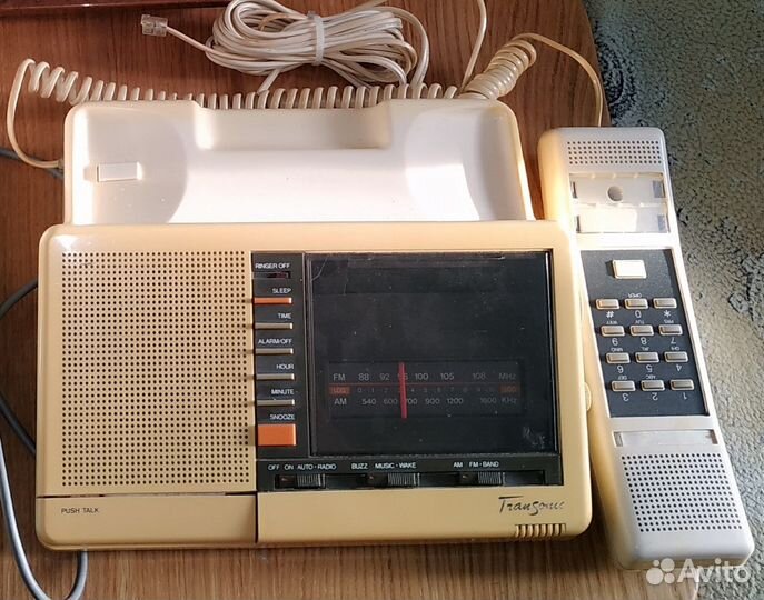 Стационарные телефоны разных типов