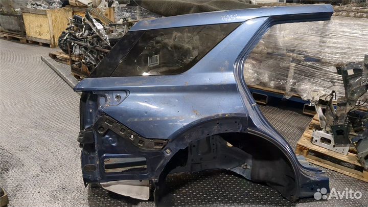 Задняя четверть Ford Explorer 2019, 2020