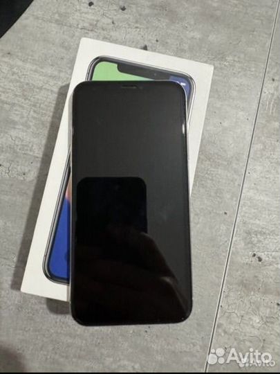 iPhone X, 256 ГБ