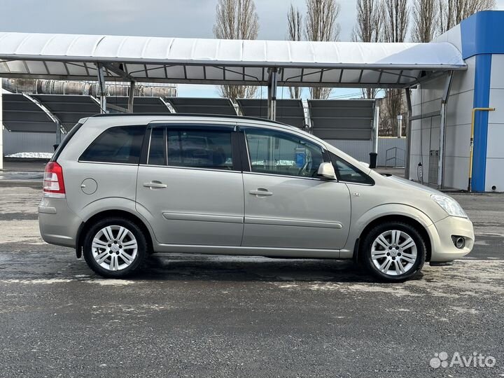 Opel Zafira 1.8 МТ, 2011, 182 000 км