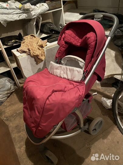 Прогулочная коляска