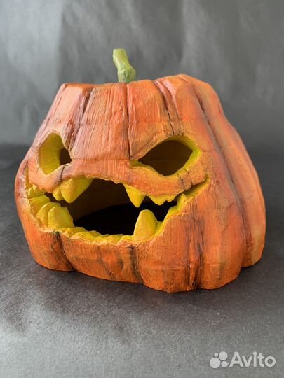 Хеллоуиновская тыква для рептилий