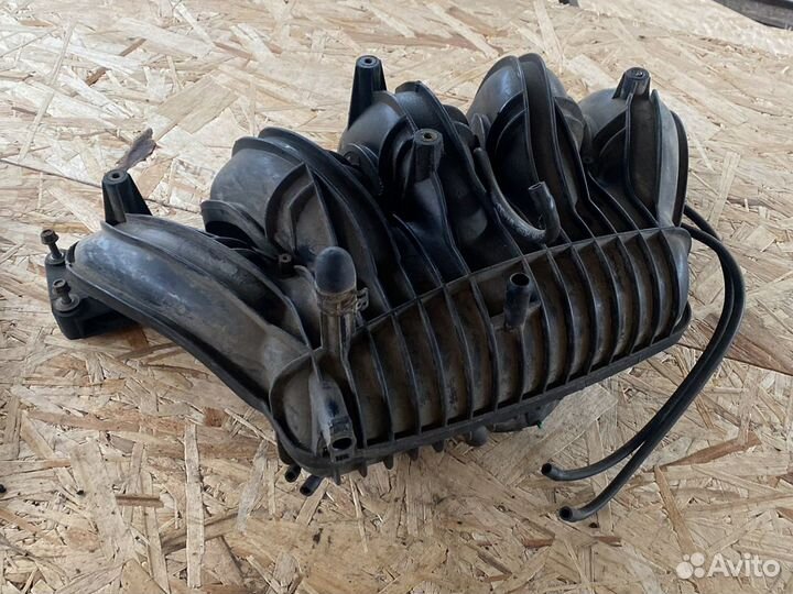 Коллектор впускной Хаммер Н3