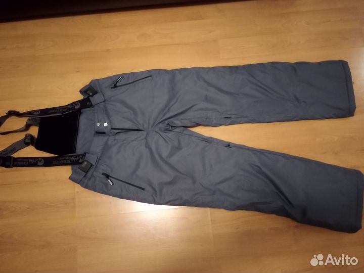 Горнолыжный костюм женский 48 размер