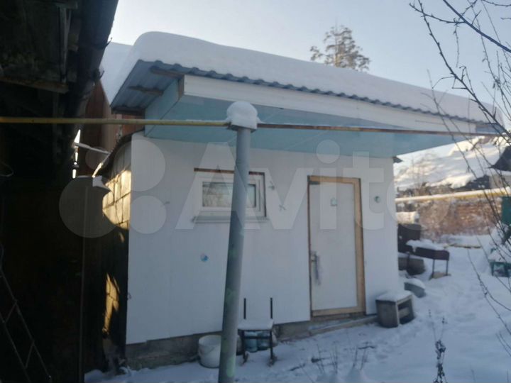 Дом 96 м² на участке 5 сот.