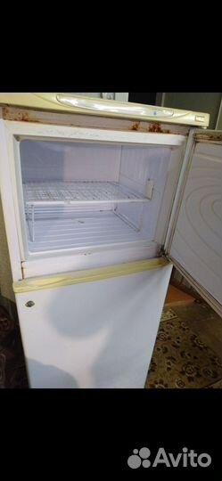 Холодильник