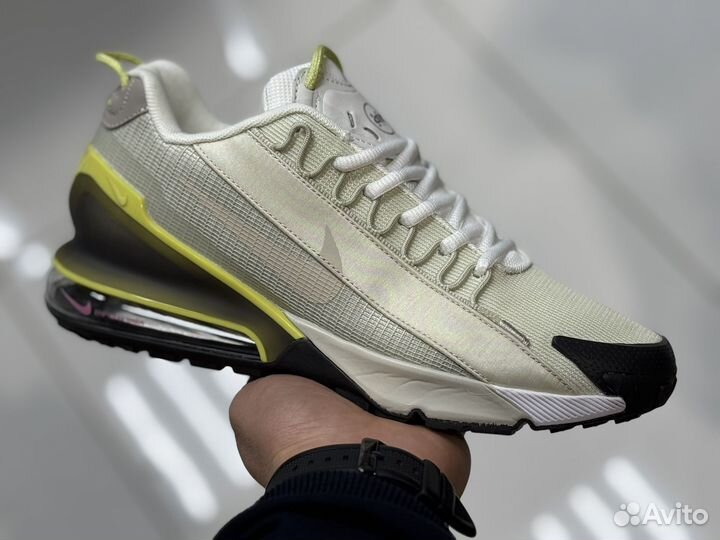 Кроссовки оптом