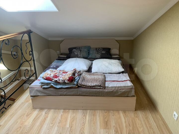 Комната 40 м², 2/2 эт.