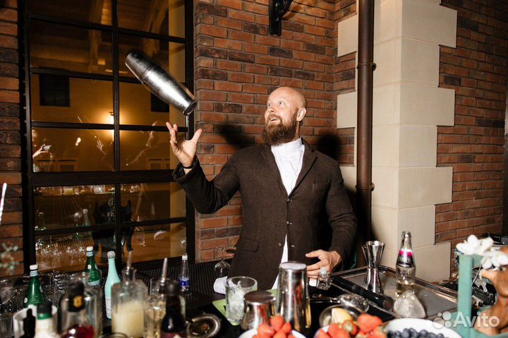 Выездной бар москва бармен на мероприятие заказать