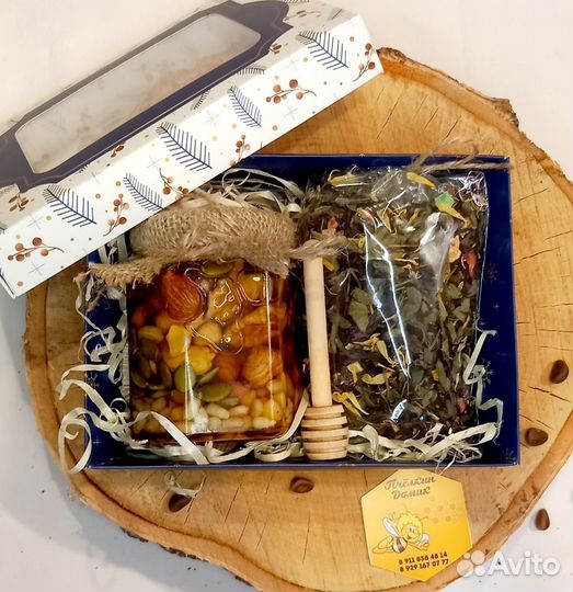 Подарочные наборы /орехи в меду /чай