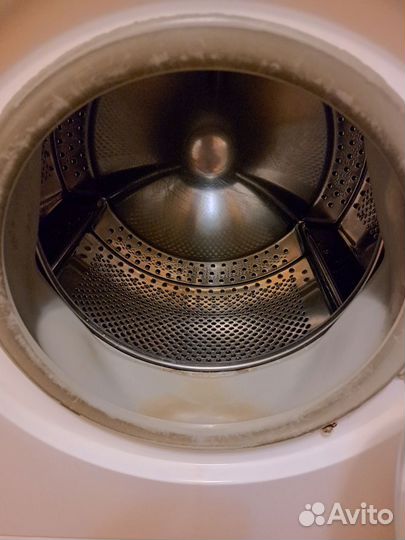 Стиральная машина Indesit (Италия)