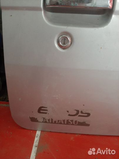 Продам заднюю дверь