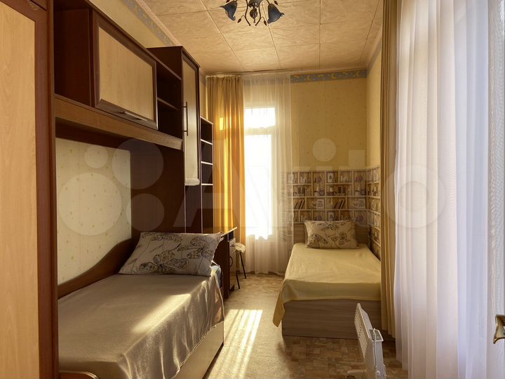 2-к. квартира, 74 м², 3/9 эт.