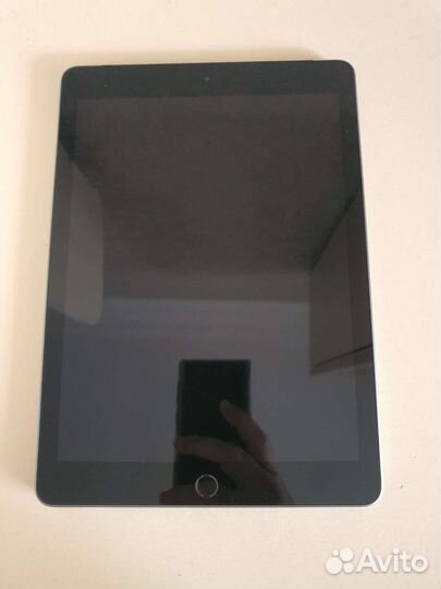 iPad 6 32GB LTE Space Gray
