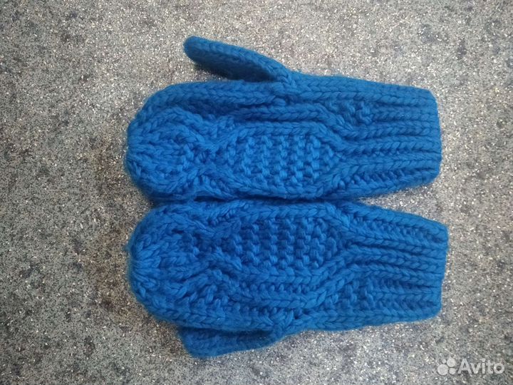 Комплект на девочку, шапка, шарф, варежки