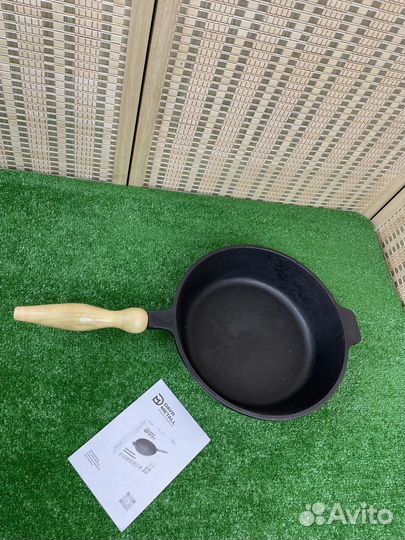 Чугунная сковорода