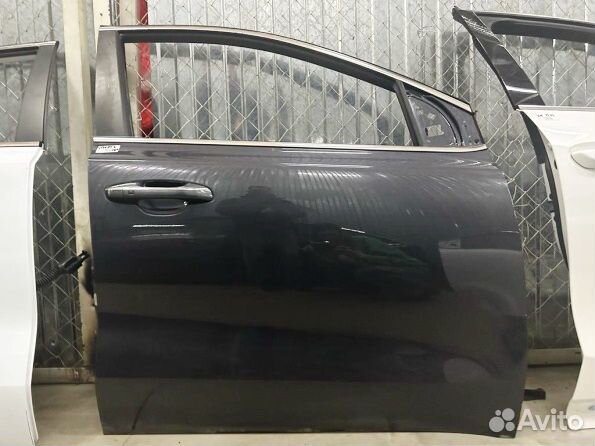 Правая передняя дверь Kia Sportage 4 QL