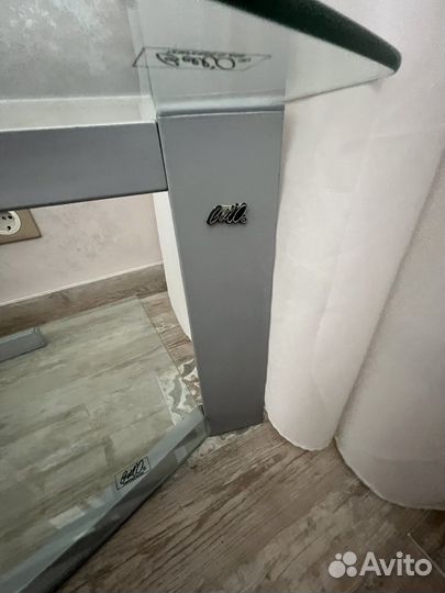 Стеклянная тумба Bello