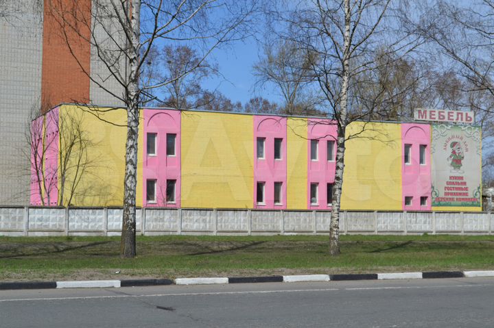 Торговая площадь, 1400 м²