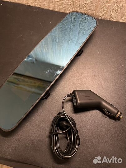 Заркало-видеорегистратор