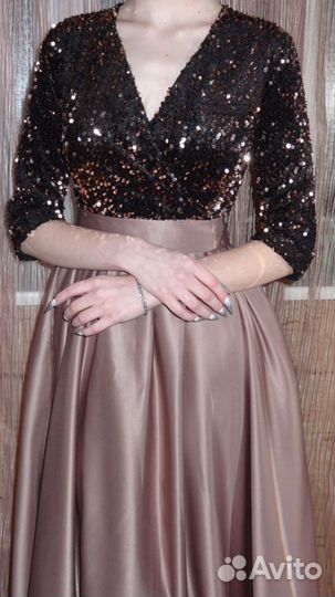 Вечернее платье