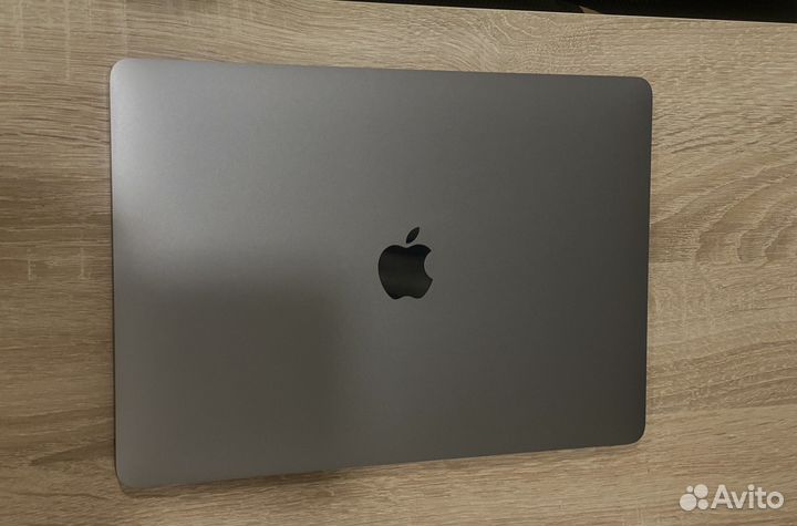 MacBook Pro (13-inch, 2017)