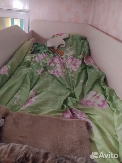 Кровать чердак со столом бу