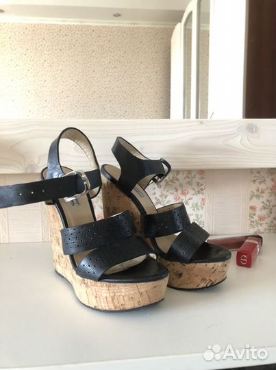 Босоножки натуральная кожа 35