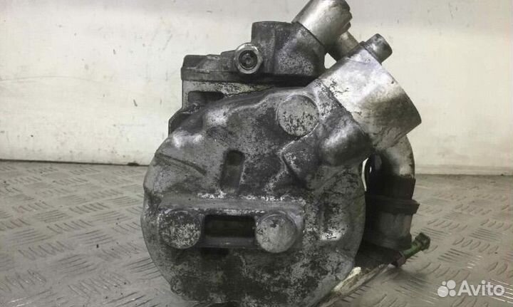 Компрессор кондиционера Volkswagen Passat B5 1.9d