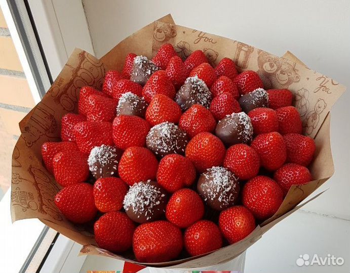 Букеты из клубники