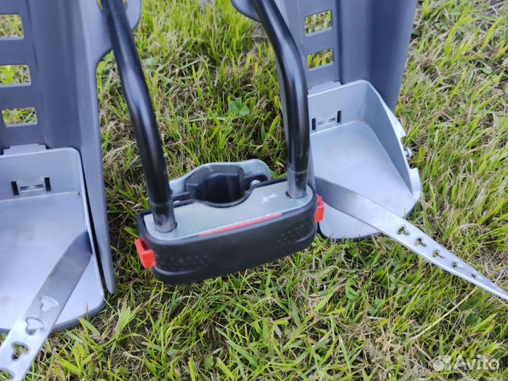 Детское кресло для велосипеда на раму