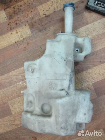 Бачок омывателя W251 R-klasse