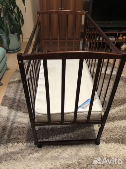 Кроватка детская
