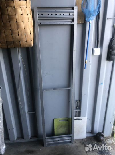 Кухонный стол