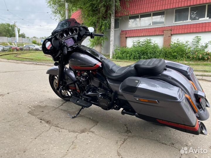 Harley-Davidson CVO Street Glide