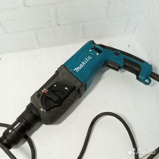 Перфоратор Makita HR-2470 (7423)