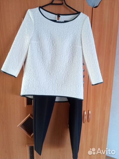 Костюм брючный