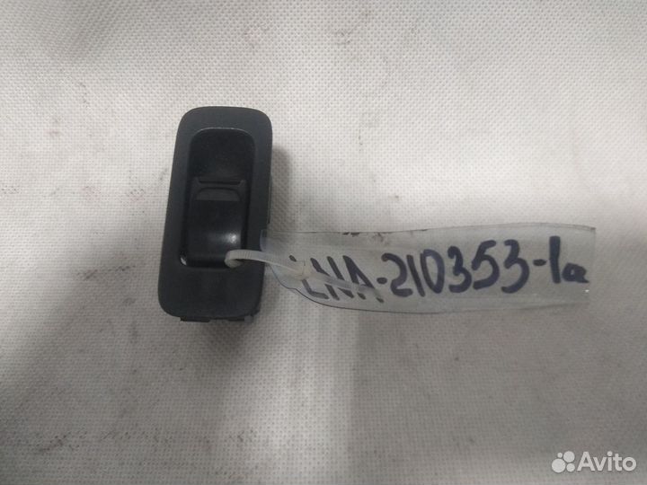 Кнопка стеклоподъемника Suzuki Liana (2001-2008)