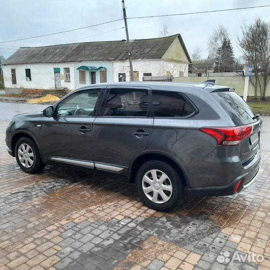 Mitsubishi Outlander 2.0 CVT, 2018, 209 000 км