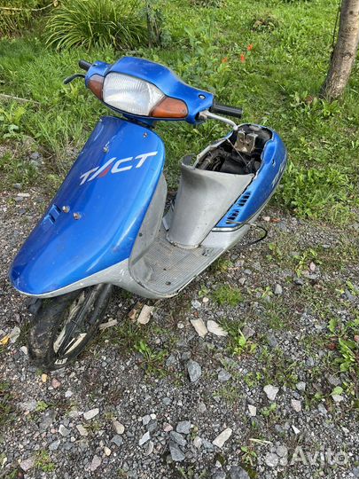 Разбор, скутер на запчасти Honda tact 16