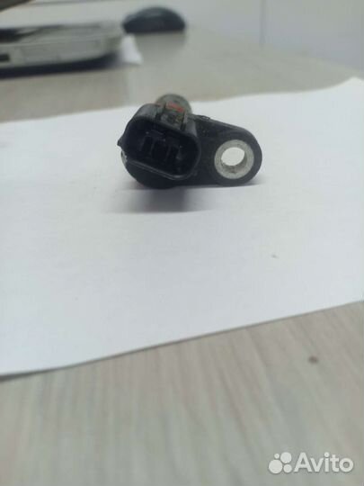 Датчик положения коленвала Honda accord 7