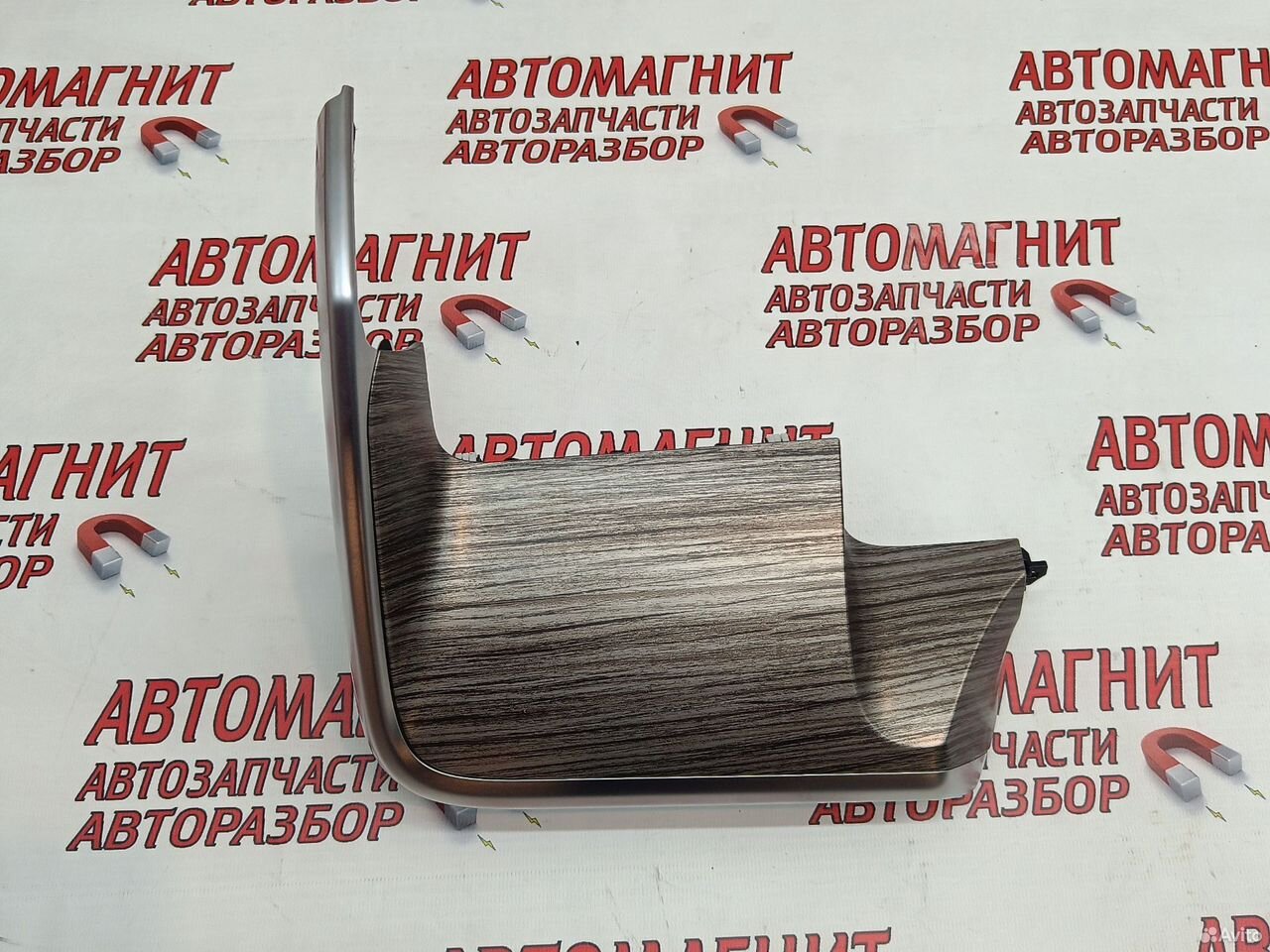 Накладка торпедо левая Tank 500