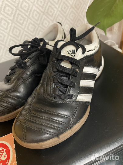 Кроссовки adidas