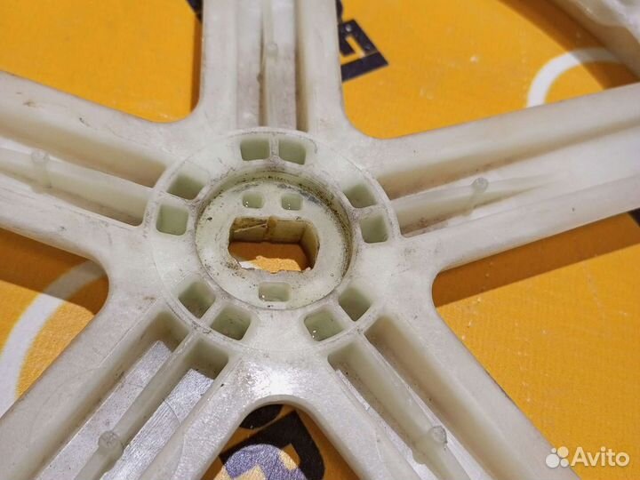 Шкив Electrolux Zanussi AEG 1552330