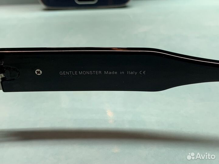 Солнцезащитные очки Gentle Monster