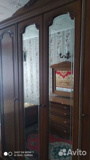 Комплект мебели из массива