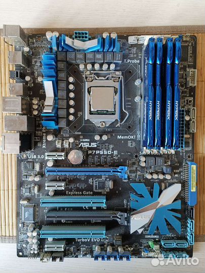 Материнская плата с процессом и памятью