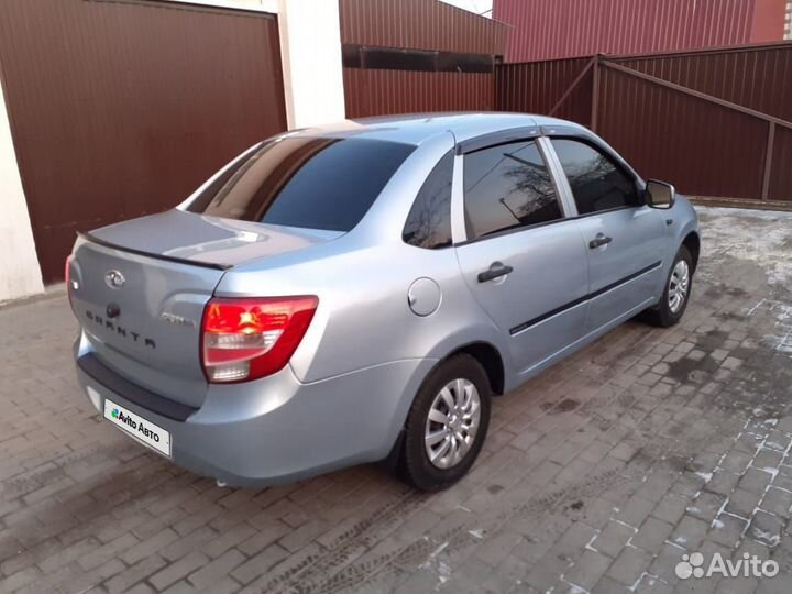 LADA Granta 1.6 МТ, 2013, 168 200 км