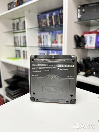 Nintendo Game Boy Advance SP AGS-101
